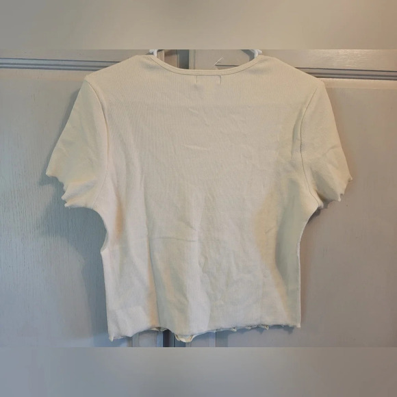 Hot Topic Social Collision Skull Mushroom Crop Top - Picture 3 of 5